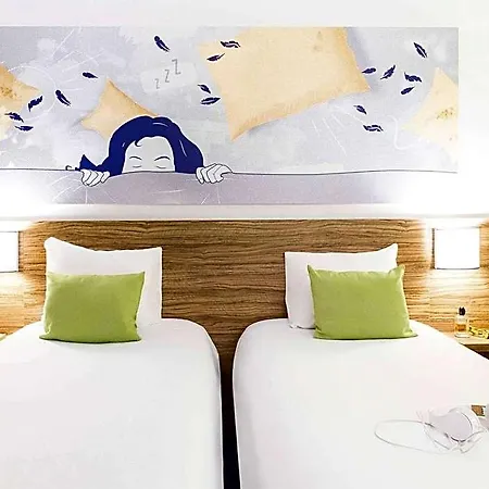 Ibis Styles And Events 루베인라누브