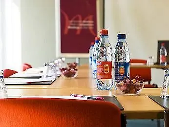 ホテル Ibis Styles And Events ルーバン・ラ・ヌーブ